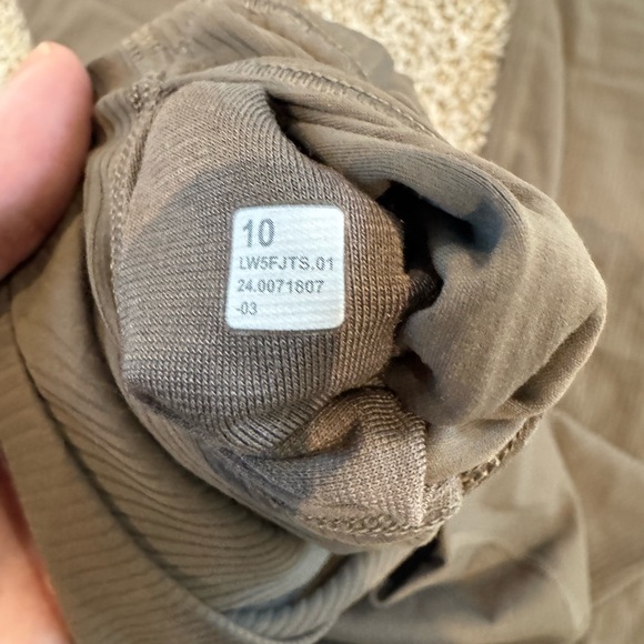 Lululemon Ribbed Align leggings - Picture 5 of 5